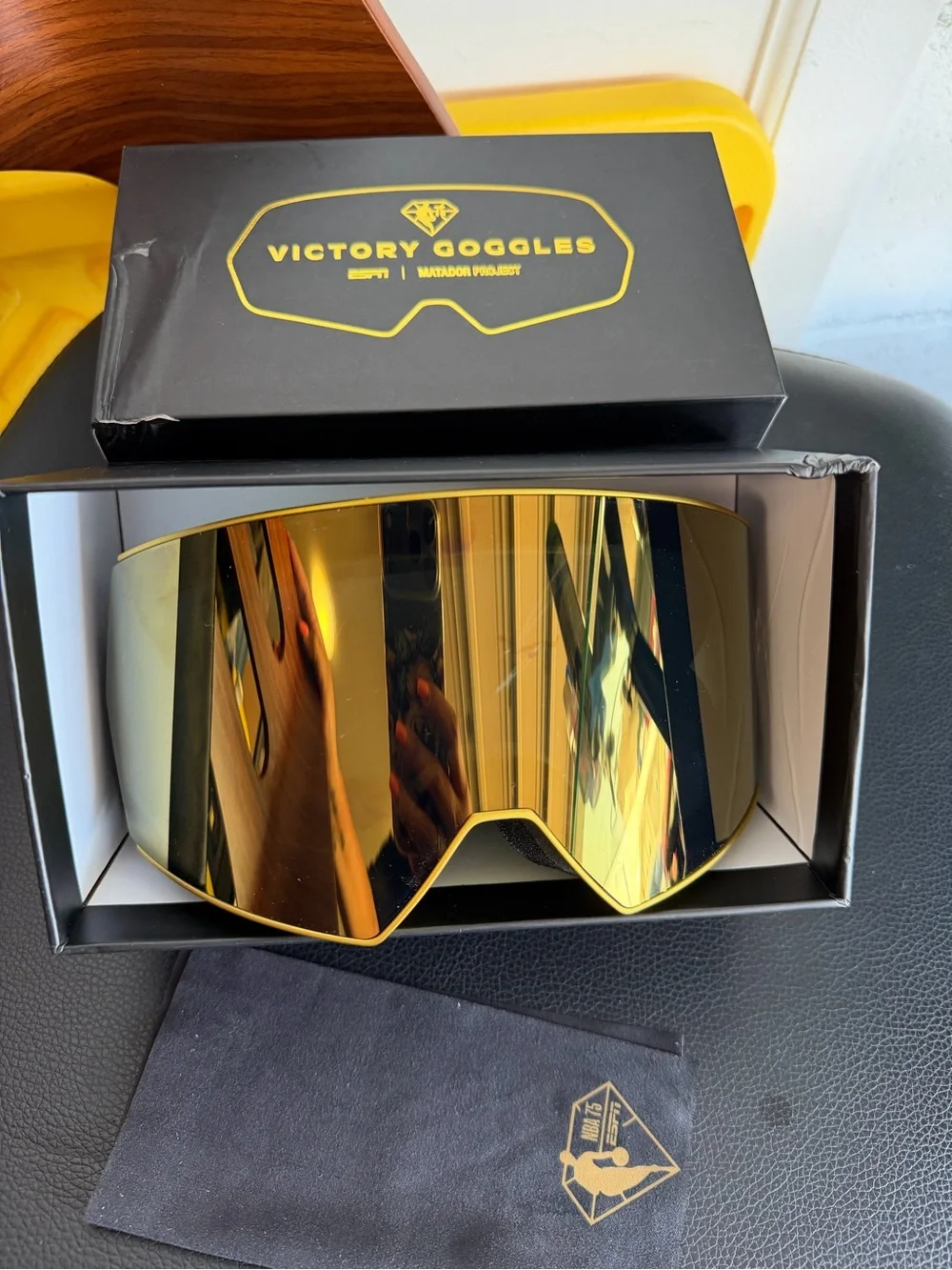 None victory goggles